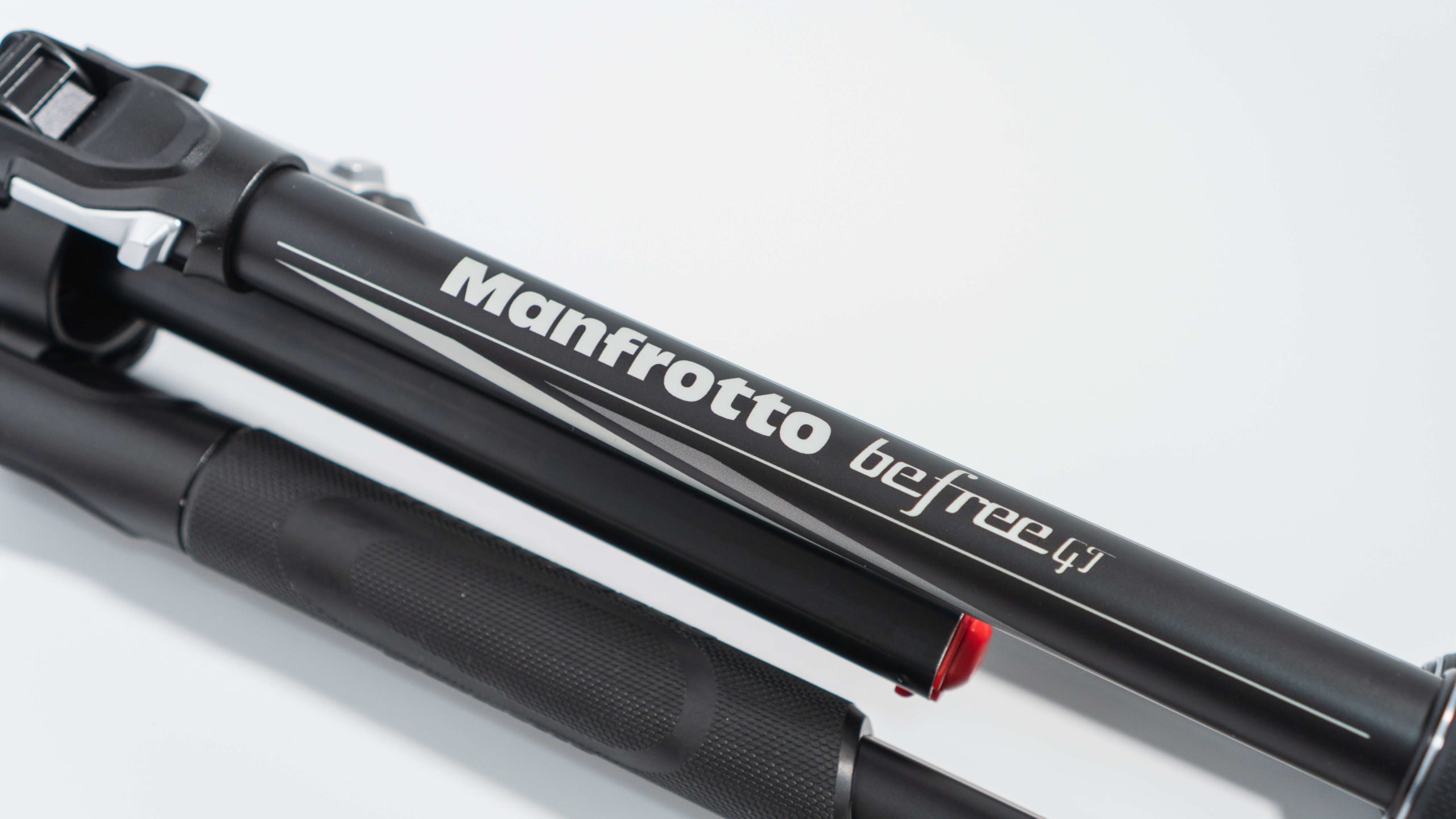 Manfrotto befree GT XPRO三脚ロゴアップ