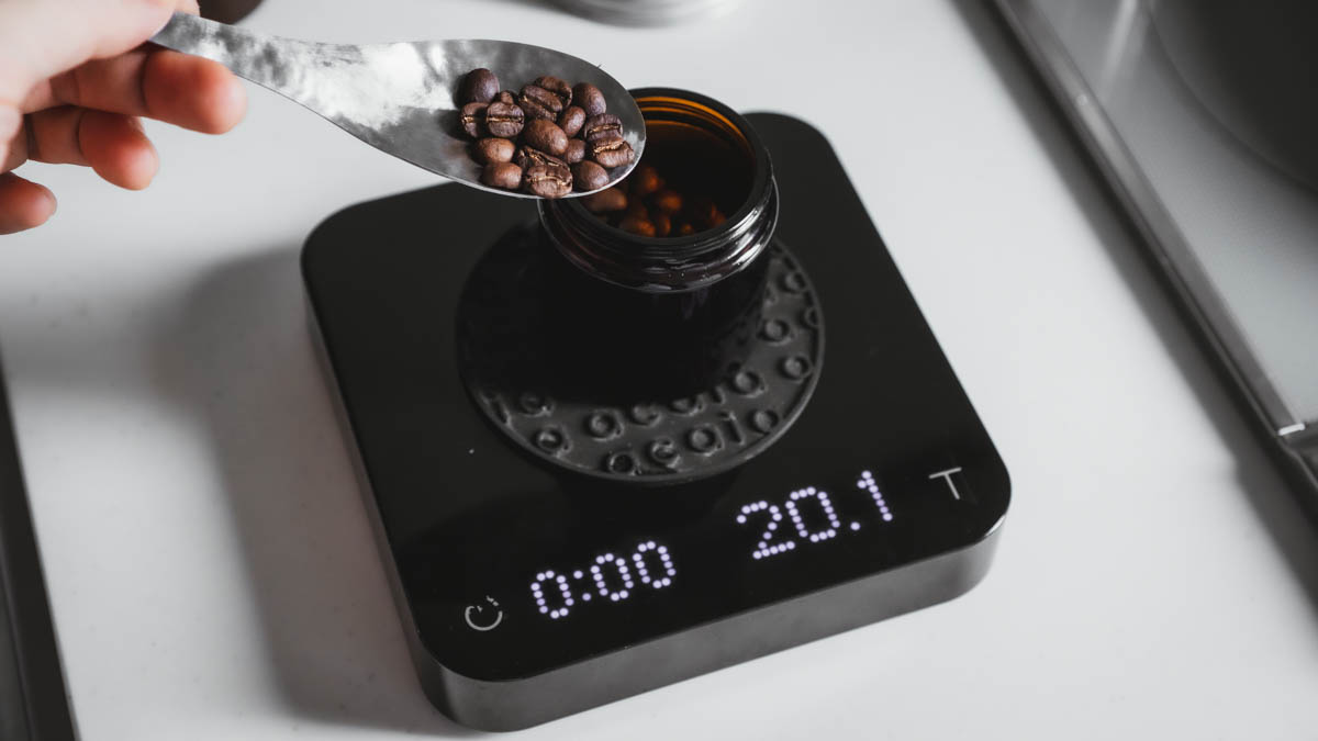 コーヒー豆の計量