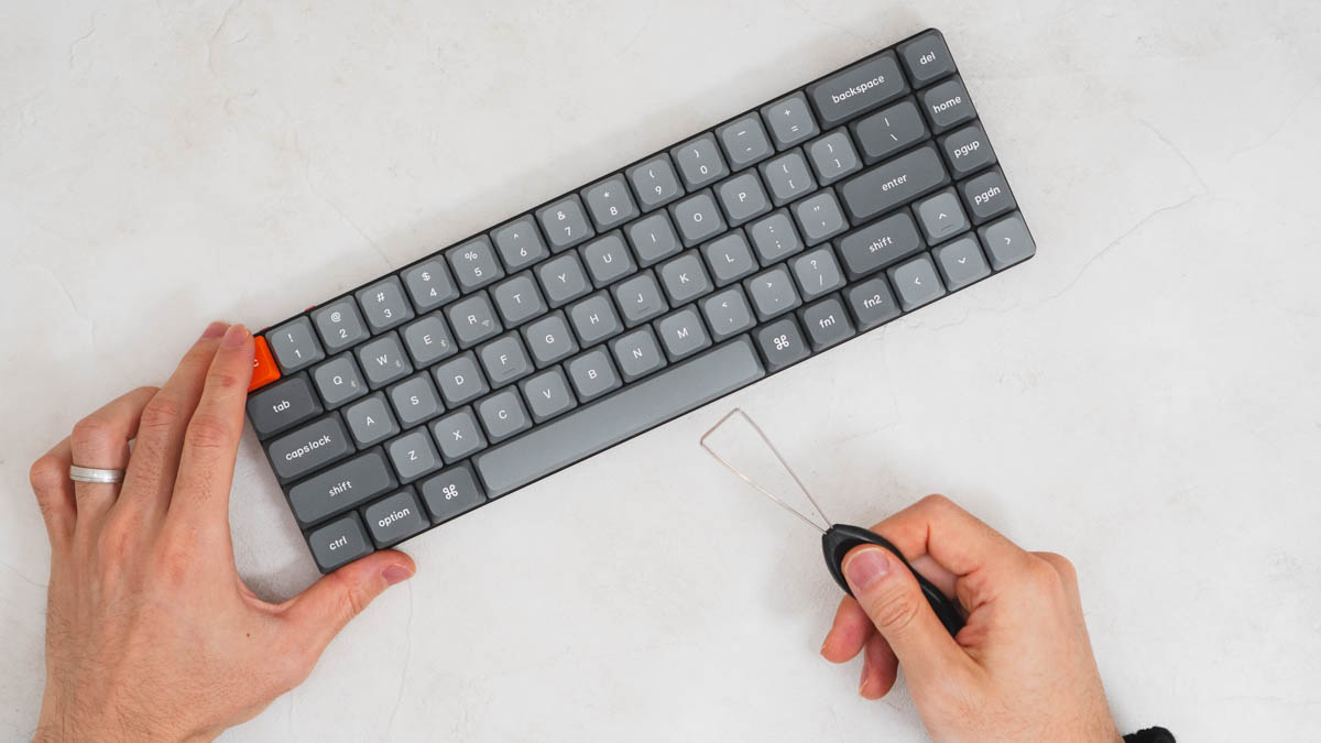 Keychron K7 Maxとキーキャップ交換用のツール