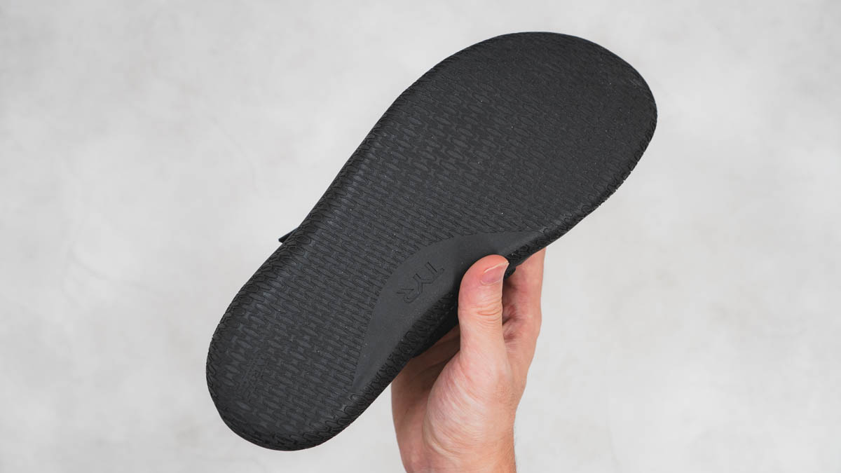 TYR ドロップゼロ ベアフットトレーナーソール面