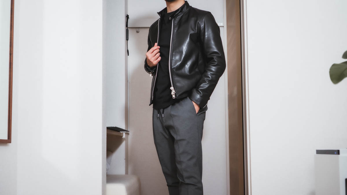 革ジャン、グレースラックスコーデ、インナー黒