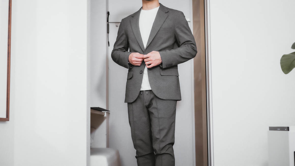 MOVB TTM 02 グレーボタンとじ