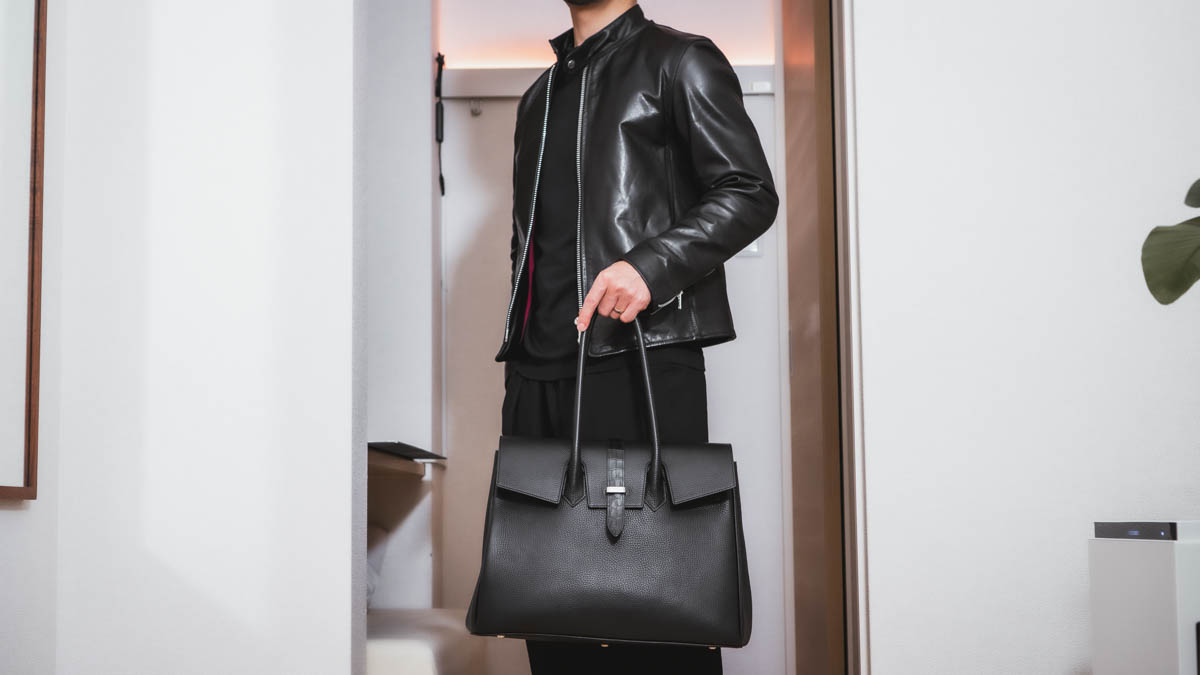 BROOKLYN MUSEUM ヴォヤージュLバッグ ブラック